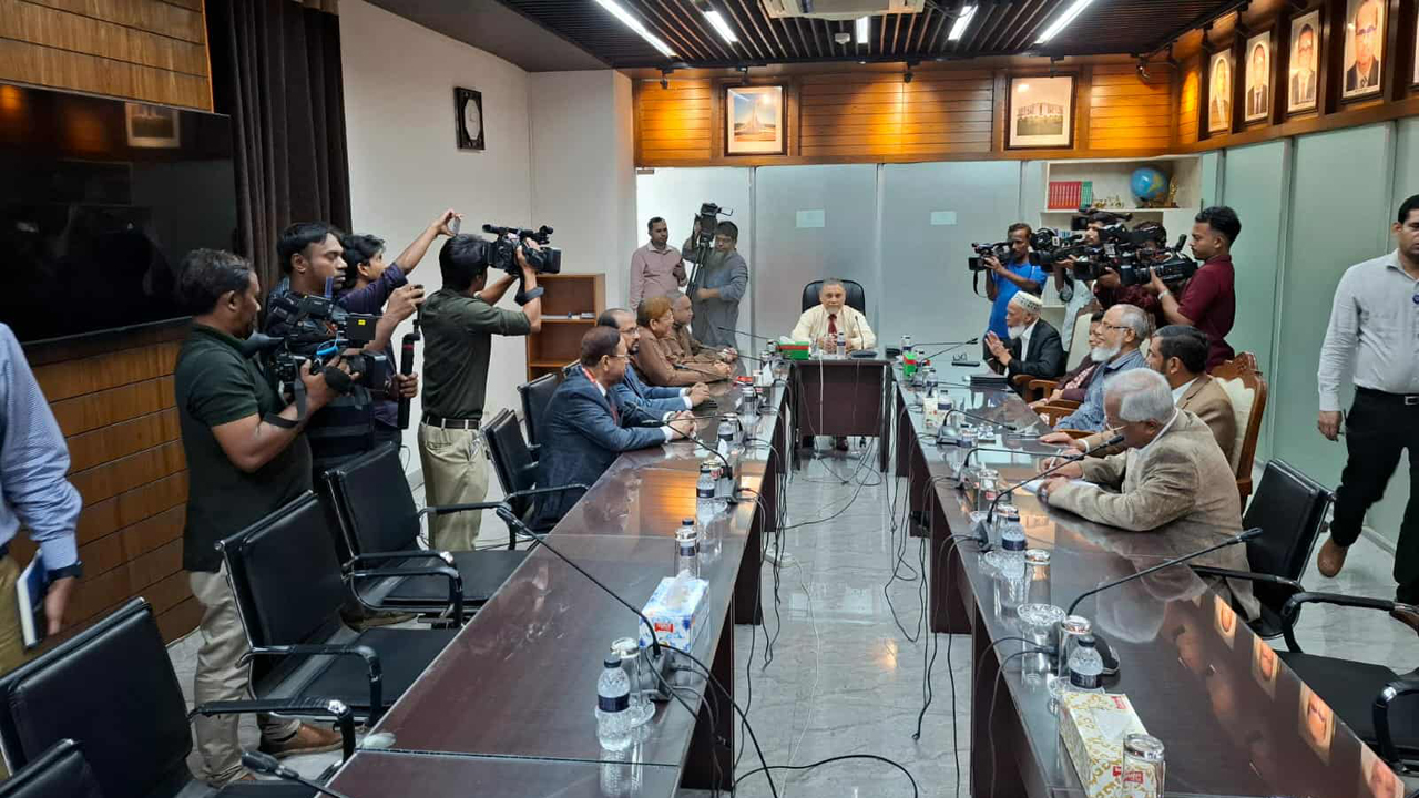 ইসির সঙ্গে বৈঠকে জামায়াতের প্রতিনিধি দল